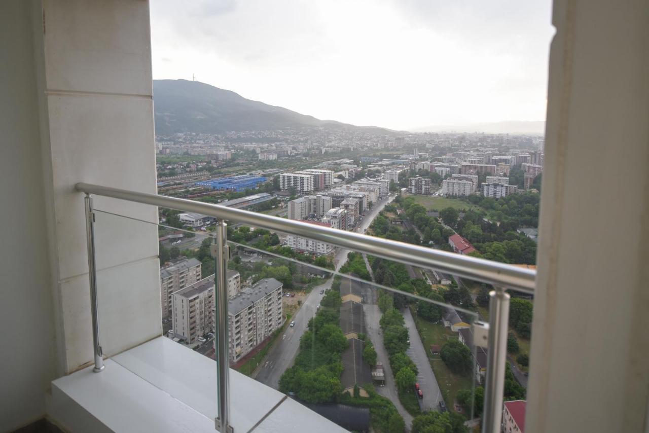 Sky Deluxe Fitness & Spa Szkopje Kültér fotó